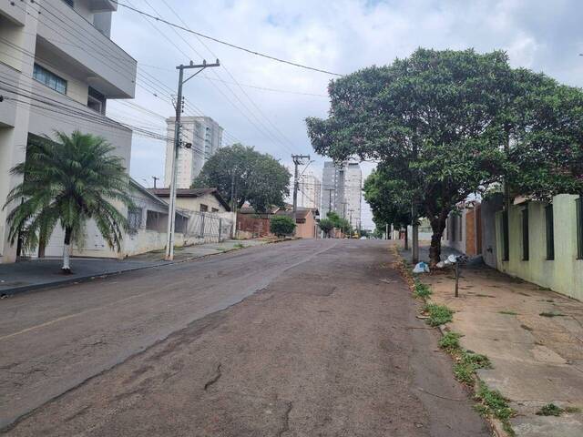 #1190 - Terreno para Venda em Arapongas - PR - 3