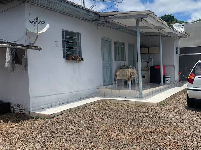 #1202 - Casa para Venda em Arapongas - PR - 2