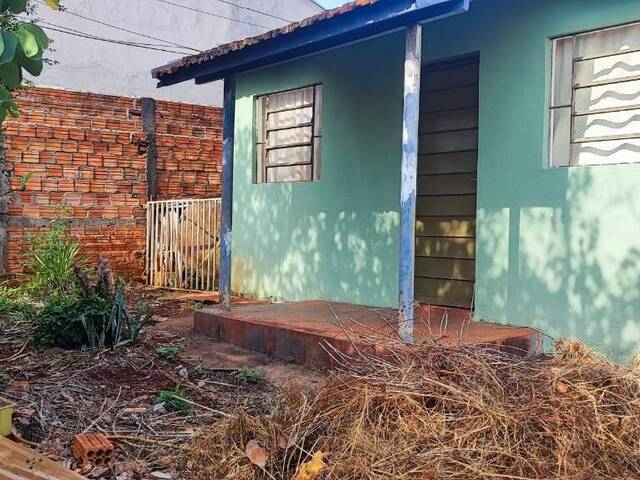 #1207 - Casa para Venda em Arapongas - PR - 1