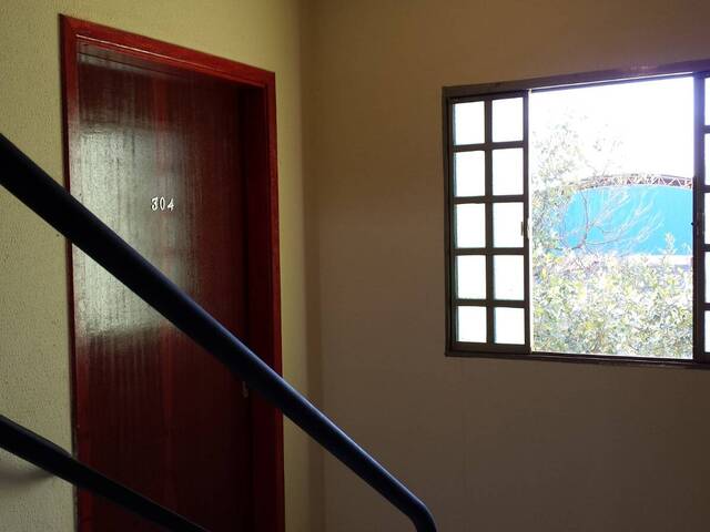 #1244 - Apartamento para Venda em Arapongas - PR - 2