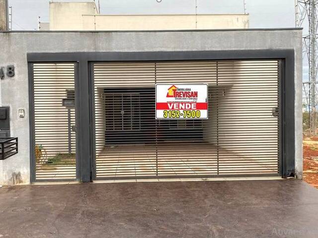 #1249 - Casa para Venda em Arapongas - PR - 2